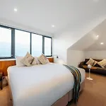 The Penthouse At Cremorne Point